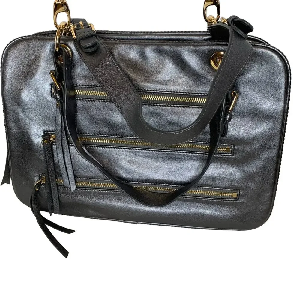 SORIAL NEW YORK Leather Bag with Tassel Zippersdd